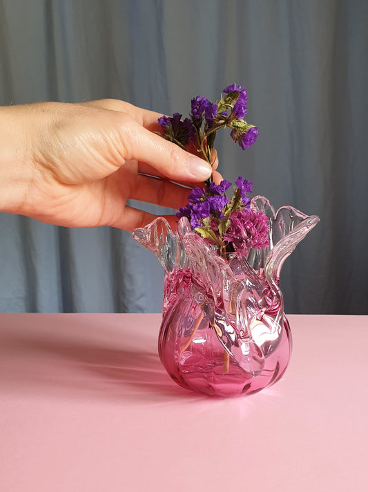 Juturnavase, transparent lyserød