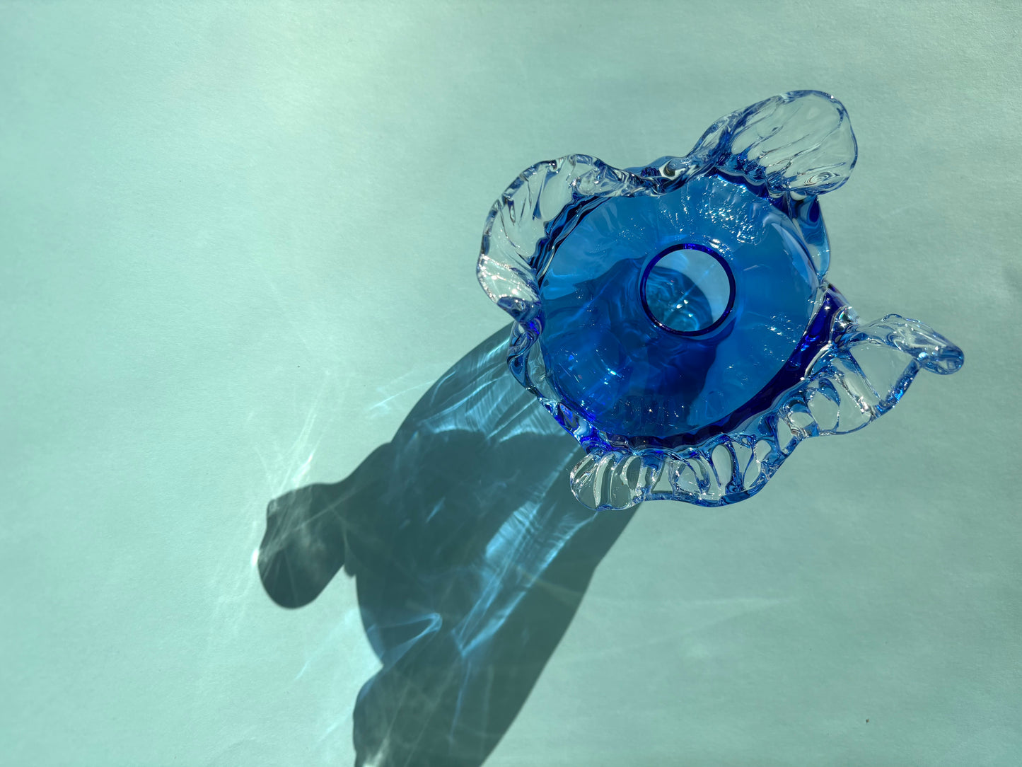 Juturnavase, mørkeblå