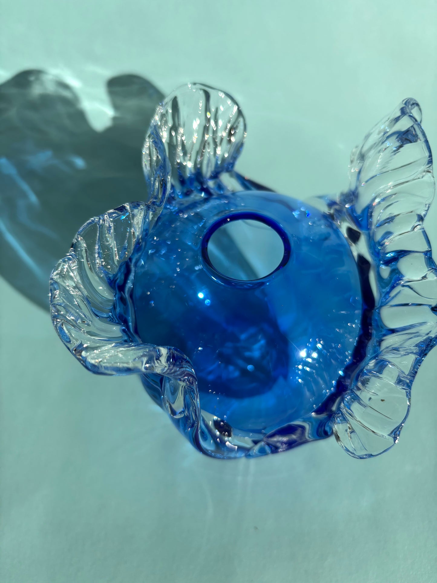 Juturnavase, mørkeblå